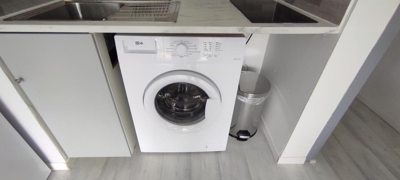 Studio 26M2 Centre Ville Renove Avec Parking Prive La Grande Motte Exteriér fotografie